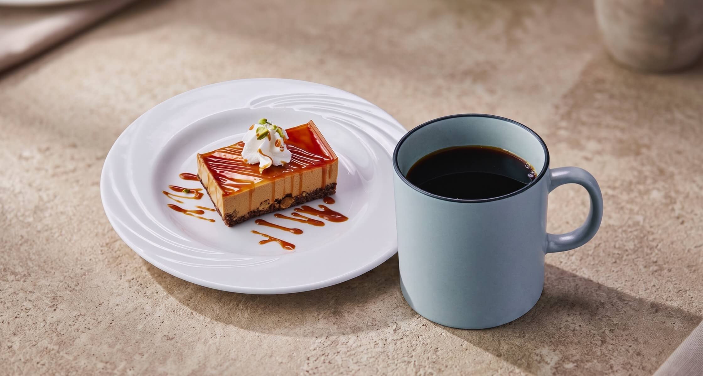 ミニケーキと珈琲のセット